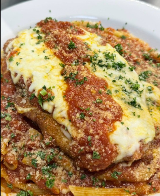 Della Cucina's Brand-New Dining Room Is Open! 